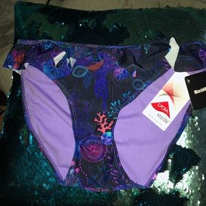 Bikini bottoms